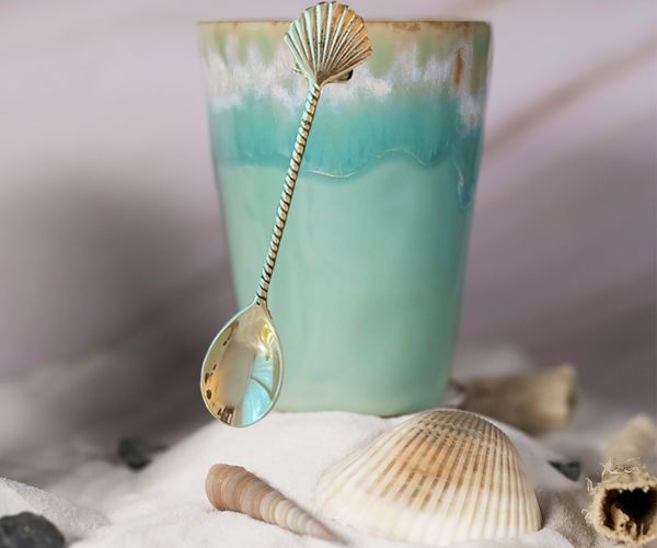 Ocean-Set: Oceanwaves-Tasse + Goldener Löffel